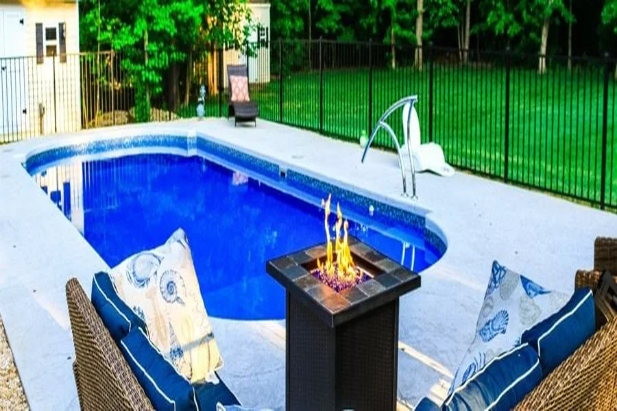 Custom Pool