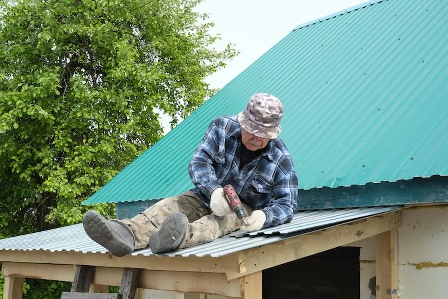 Why Sarasota Roofs Need More Frequent Professional Inspections
