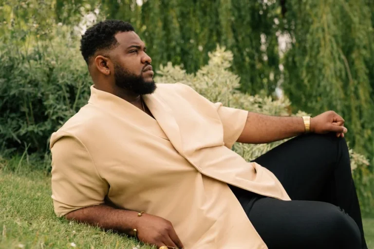 Tobi Bamtefa Height and Weight and Fitness Profile
